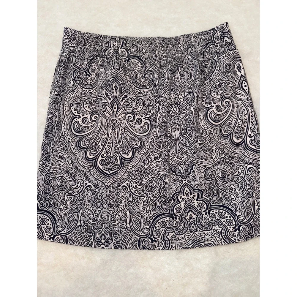 Tommy Hilfiger‎ Skirt Size 0 Paisley Print Mini navy White Stretch Career